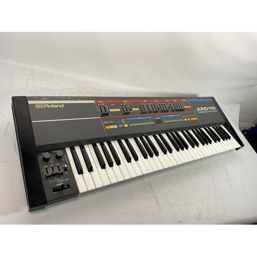 113 - Roland Juno-106 Polyphonic Synthesizer