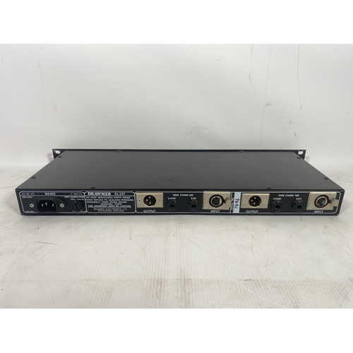 33 - Drawmer DL231 Dual Expander/Compressor