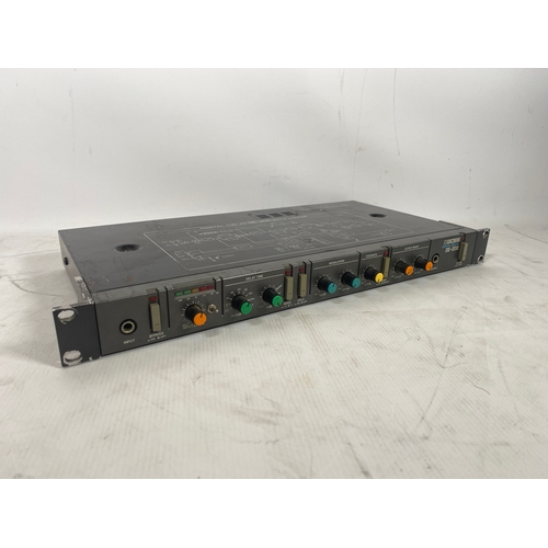 35 - Roland DE-200 Digital delay