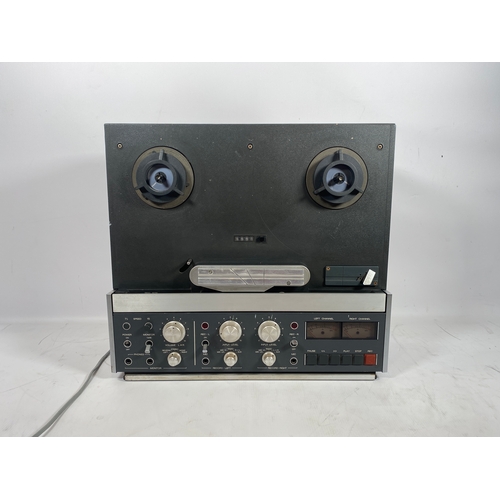 36 - Revox B-77 2 Track tape machine 

A legendary reel to reel, this one has been tested and appears to ... 