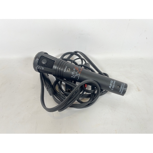 64 - AKG C522 ENG stereo microphone