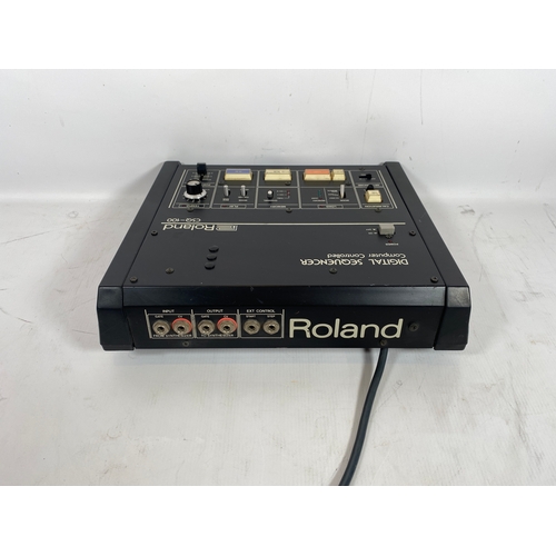 104 - Roland CSQ-100 Digital Sequencer