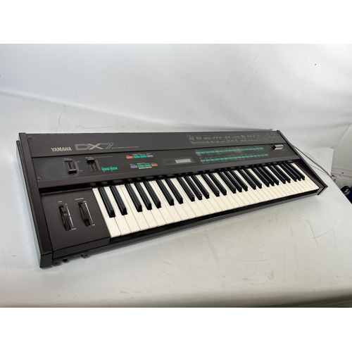 124 - Yamaha DX7 Digital FM Synthesizer + DX RAM card