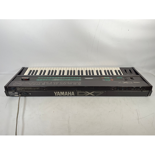 124 - Yamaha DX7 Digital FM Synthesizer + DX RAM card