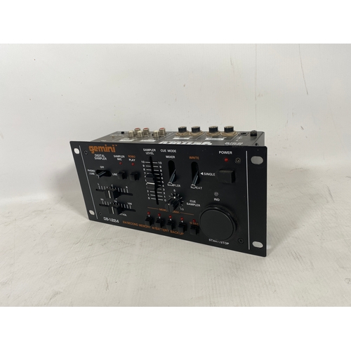 88 - Gemini 12 bit Mini Rack Digital Sampler

Great for that gritty 12 bit lo-fi sound like some of the e... 