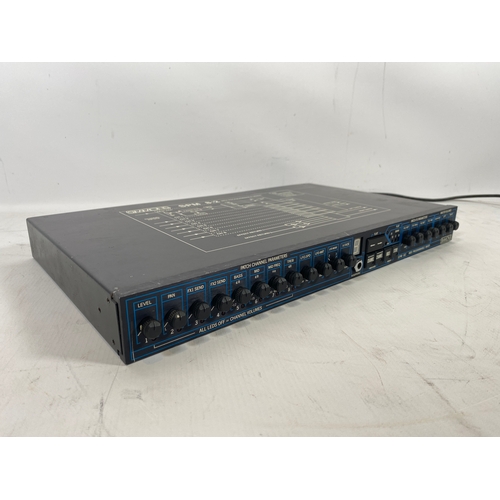 41 - Simmons SPM 8:2 Midi programmable mixer