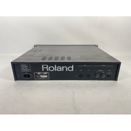 137 - Roland MKS-10 Planet-P Synthesizer Module