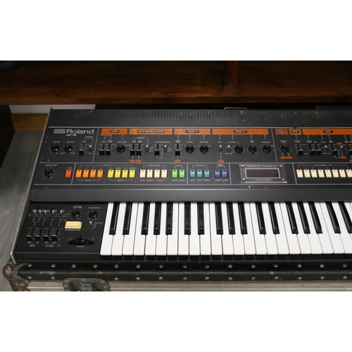 141 - Roland Jupiter-8 Polyphonic analogue synthesizer with Kenton Midi, Early 1980s

This beast has some ... 