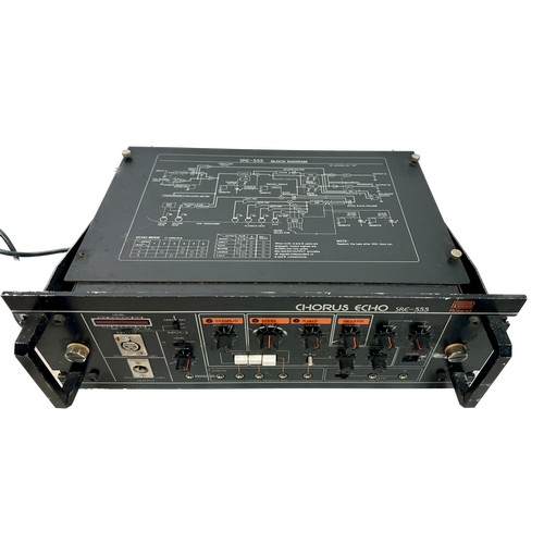 143 - Roland SRE-555 Chorus Echo - rack tape echo in complete condition. One owner from new, not used for ... 