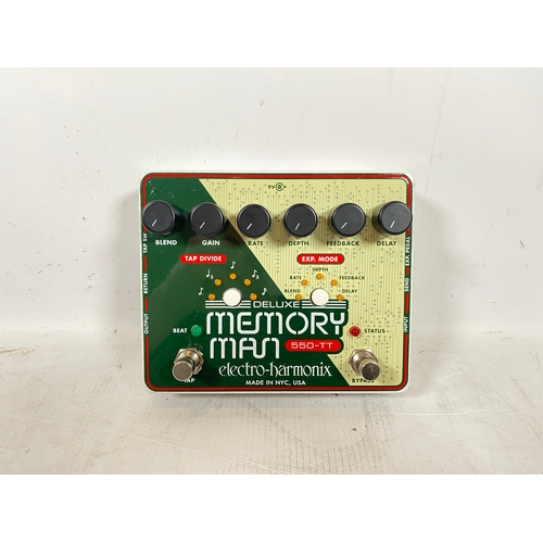 4 - Electro-Harmonix Delux Memory Man 550-TT