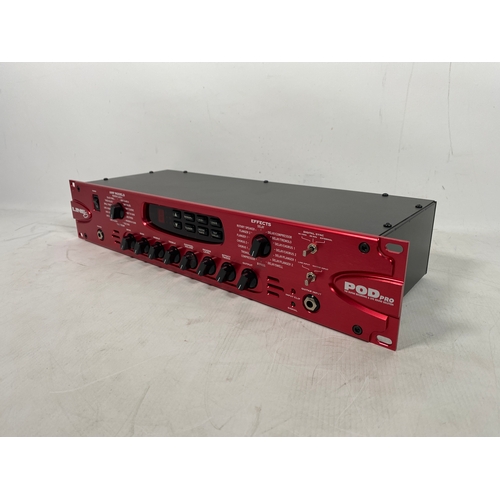 23 - Line 6 POD pro rack mount