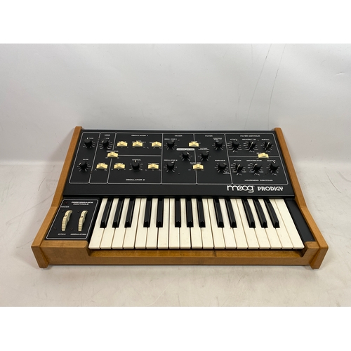 85 - Moog Prodigy Kenton Midi.

Classic vintage Monophonic Analogue Synthesizer with kenton midi kit inst... 