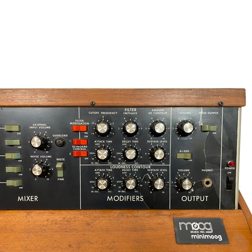 90 - Moog Minimoog Model D, 1972

Stunning early steel panel Minimoog with the glorious rich sound these ... 