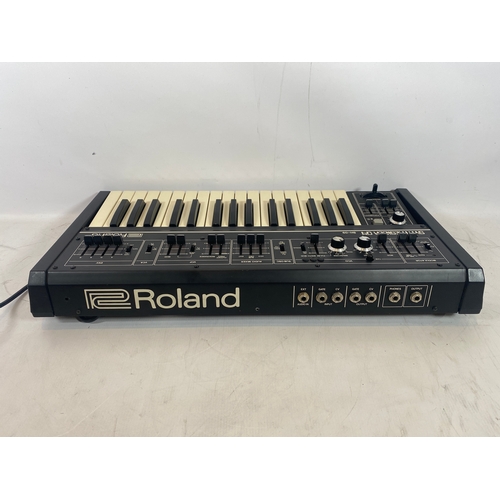 104 - Roland SH-09 Monophonic Synthesizer