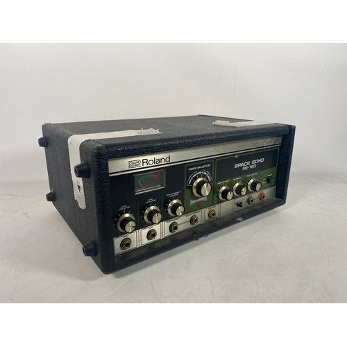 128 - Roland RE-150 Space Echo