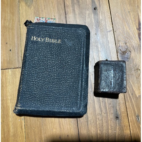 99 - Leather bound Bible - Eyre and Spottiswoode (Bible Warehouse) Ltd and small leather bound Book of Co... 