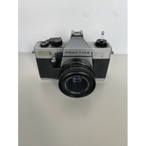 112 - Practika Nova II camera.