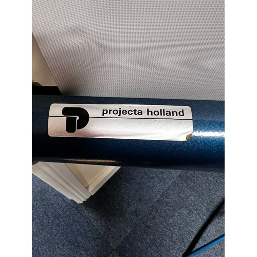 108 - Vinatge Eumig P8M IMPERIAL cine film projector with film. Lamp working when tested but no drive belt... 