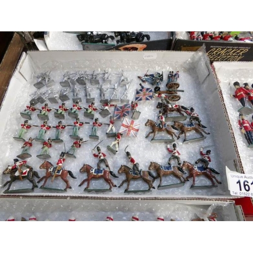 161 - 6 trays of lead soldiers and 6 other soldiers