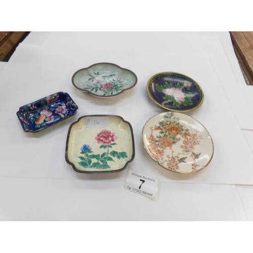 7 - 4 enamel pin dishes and a Satsuma pin dish