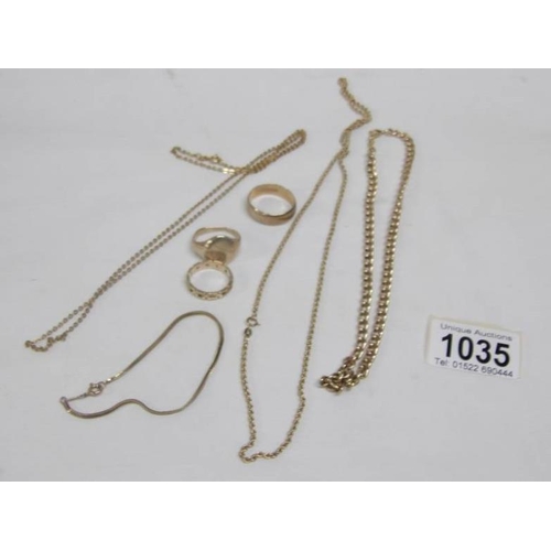 1035 - A mixed lot of gold chains and rings (approx. 30g of 9ct and 5g of 18ct)