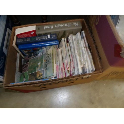 373 - A box of maps and atlases