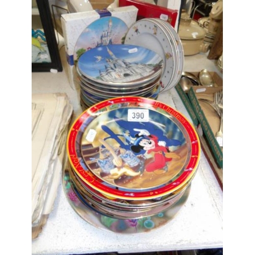 390 - A collection of Disney plated including Kenleys, WDW etc