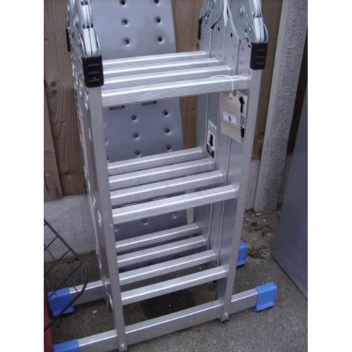 6 - Aluminium trestles