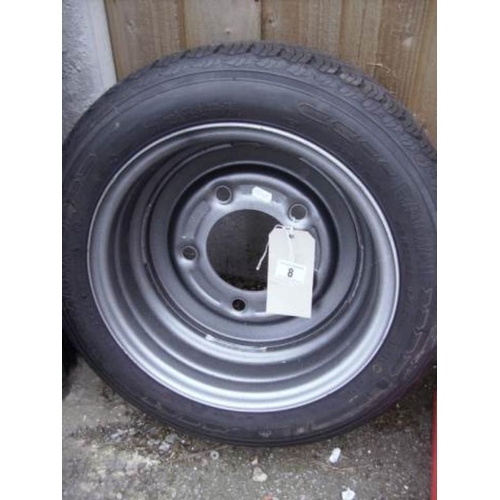 8 - A new spare wheel, 195/50 R13C