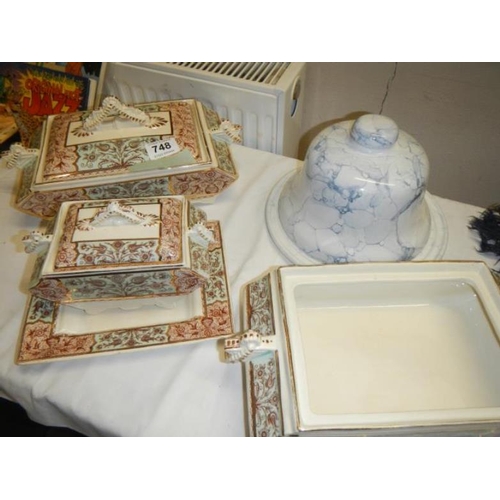 748 - A quantity of Victorian china