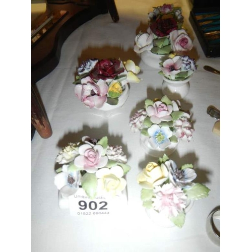 902 - A quantity of posy china items