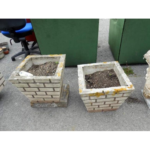 316 - 2 garden planters