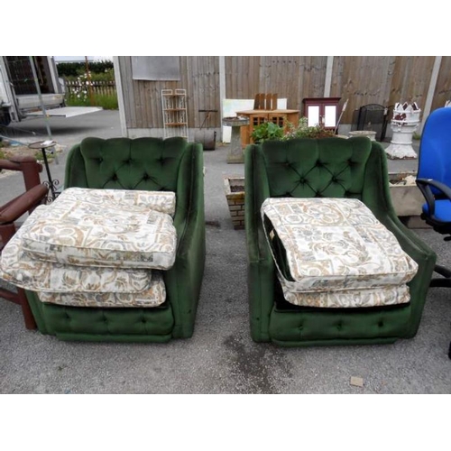 320 - 2 armchairs and cushions