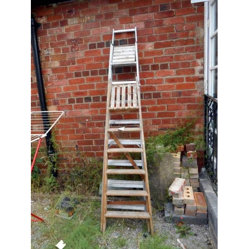 325 - A wooden step ladder and a metal step ladder