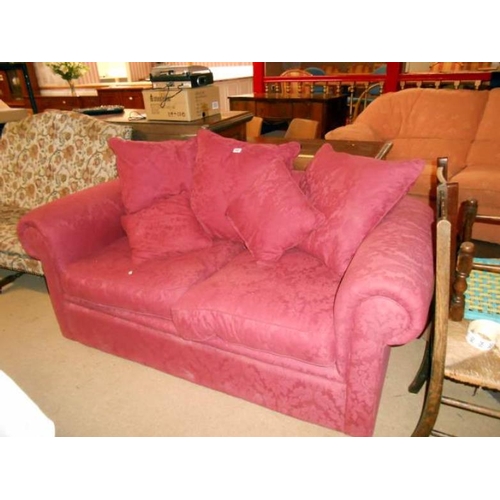 986 - A burgundy couch