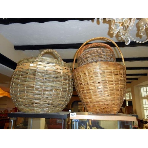 987 - A quantity of basketware