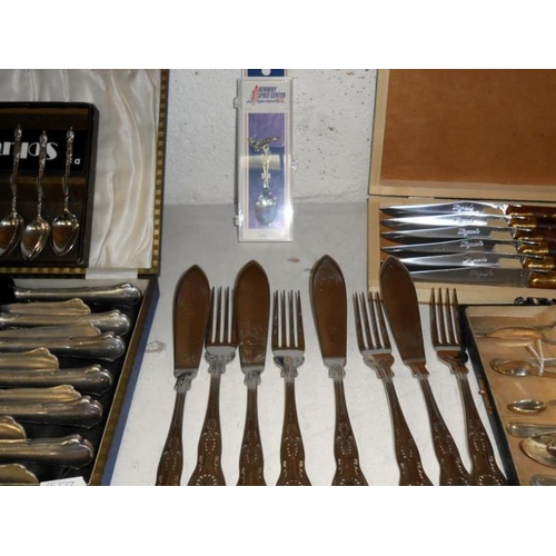 184 - Large quantity of cutlery inc. cased sets