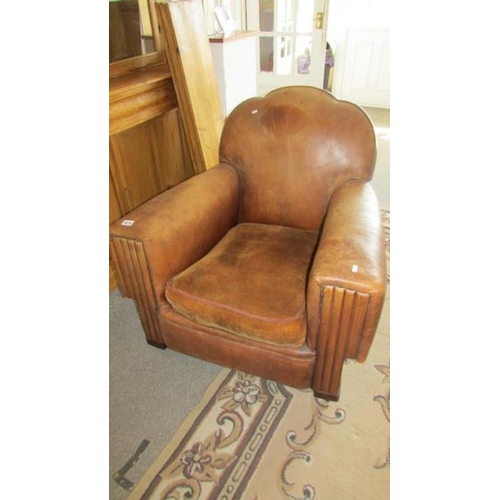 1870 - A vintage leather chair