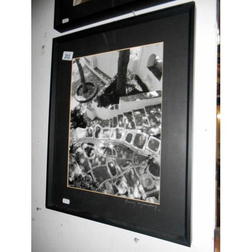 202 - 4 framed and glazed photographs by Newark photographer Gerry Murray (Signed)