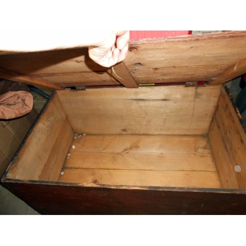 205 - Pine tool trunk