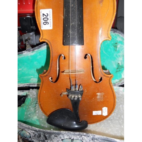 206 - A Lark violin in case