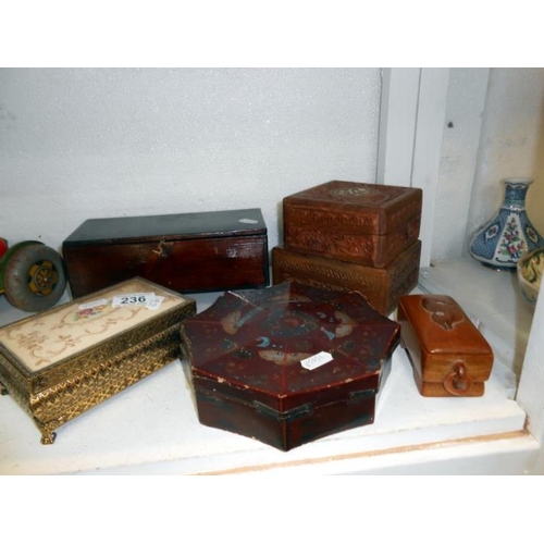 236 - Quantity of jewellery and trinket boxes inc. old papier mache box