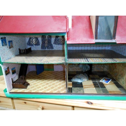 473 - A 1950s handmade dolls house