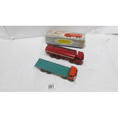 261 - A boxed Dinky 943 Leyland Octopus Tanker and an unboxed Dinky Foden lorry