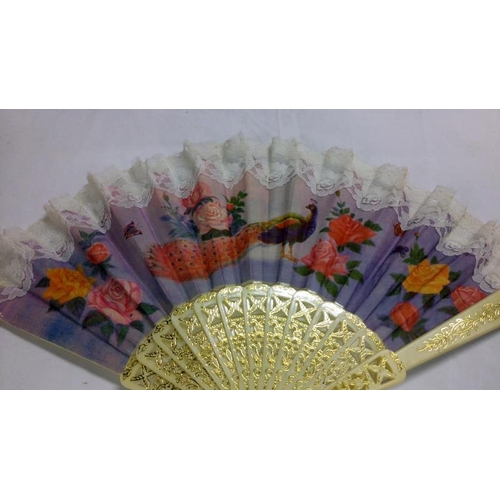 200 - A collection of mainly Chinese and hand painted fans, approximately 20