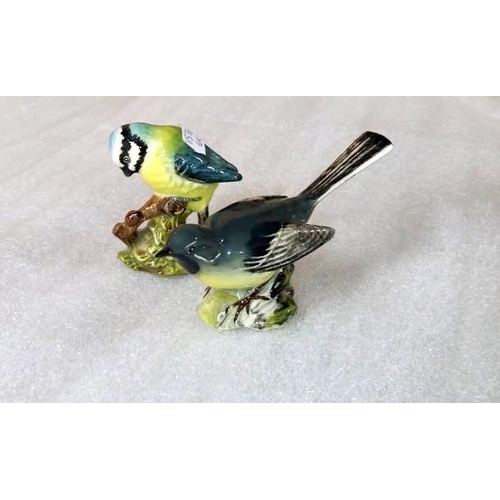 221 - 8 Beswick bird figures