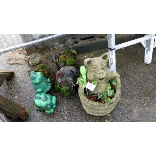 20C - A quantity of garden ornaments etc