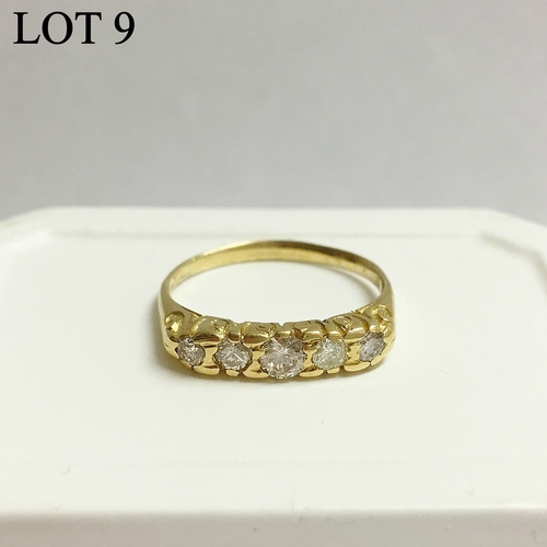 9 - A vintage 5 stone diamond ring set in 18ct gold, ring size N