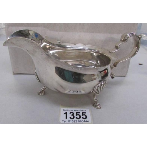 1355 - A silver sauceboat by Mappin & Webb, HM Birmingham 1923, 279gms