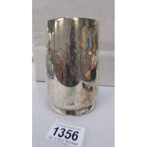 1356 - A silver tankard marked G.M.J., London 1892, 300gms